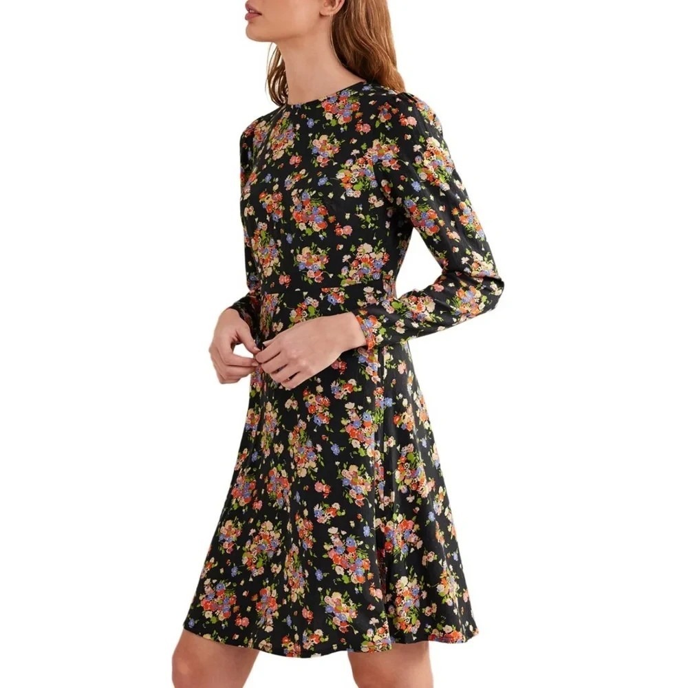 Boden Dress Womens 6R Black Floral Long Sleeve Preppy Whimsy Fit Flare Classic